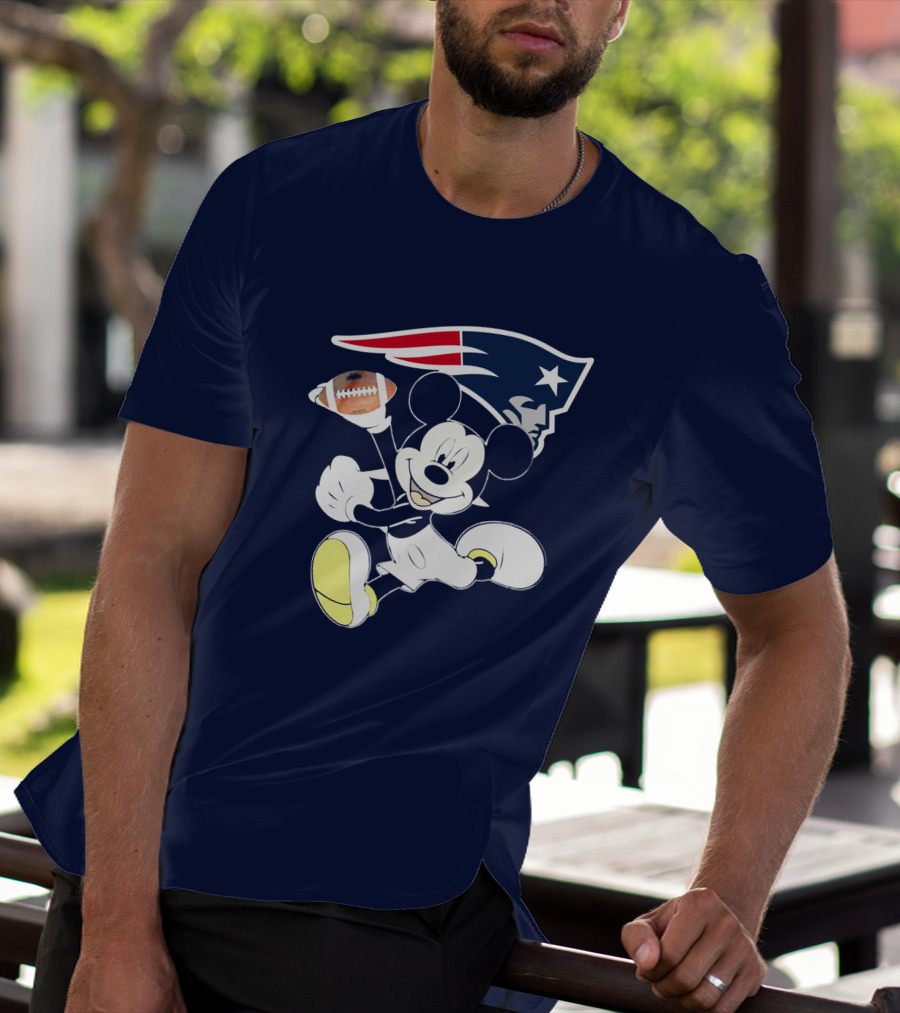 Mickey Patriots Football Fan Crossover With Iconic New England T-Shirt