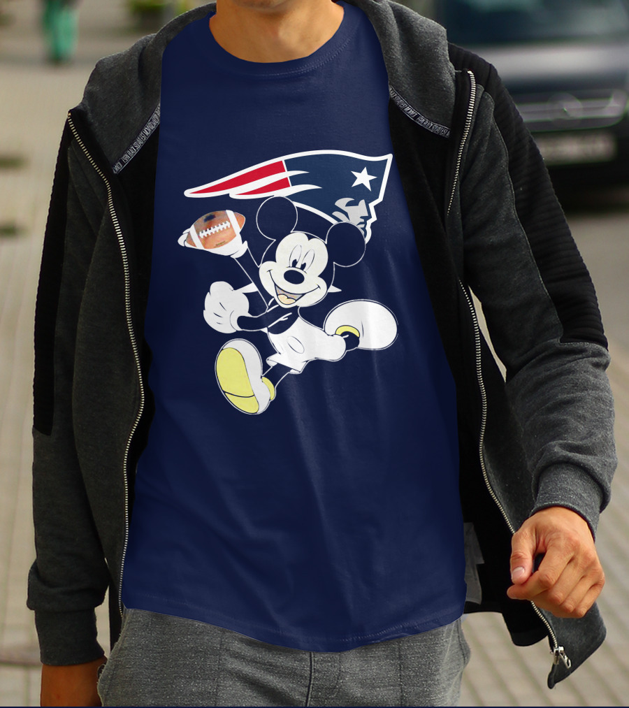 Mickey Patriots Football Fan Crossover With Iconic New England T-Shirt
