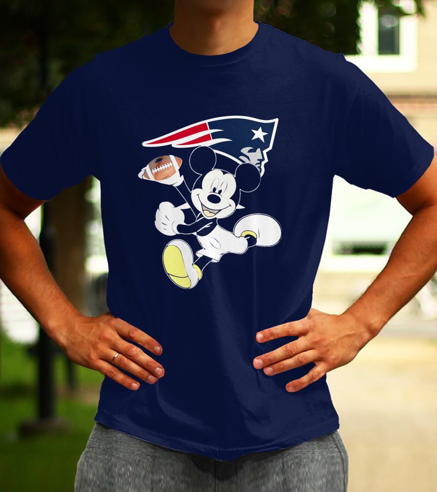 Mickey Patriots Football Fan Crossover With Iconic New England T-Shirt