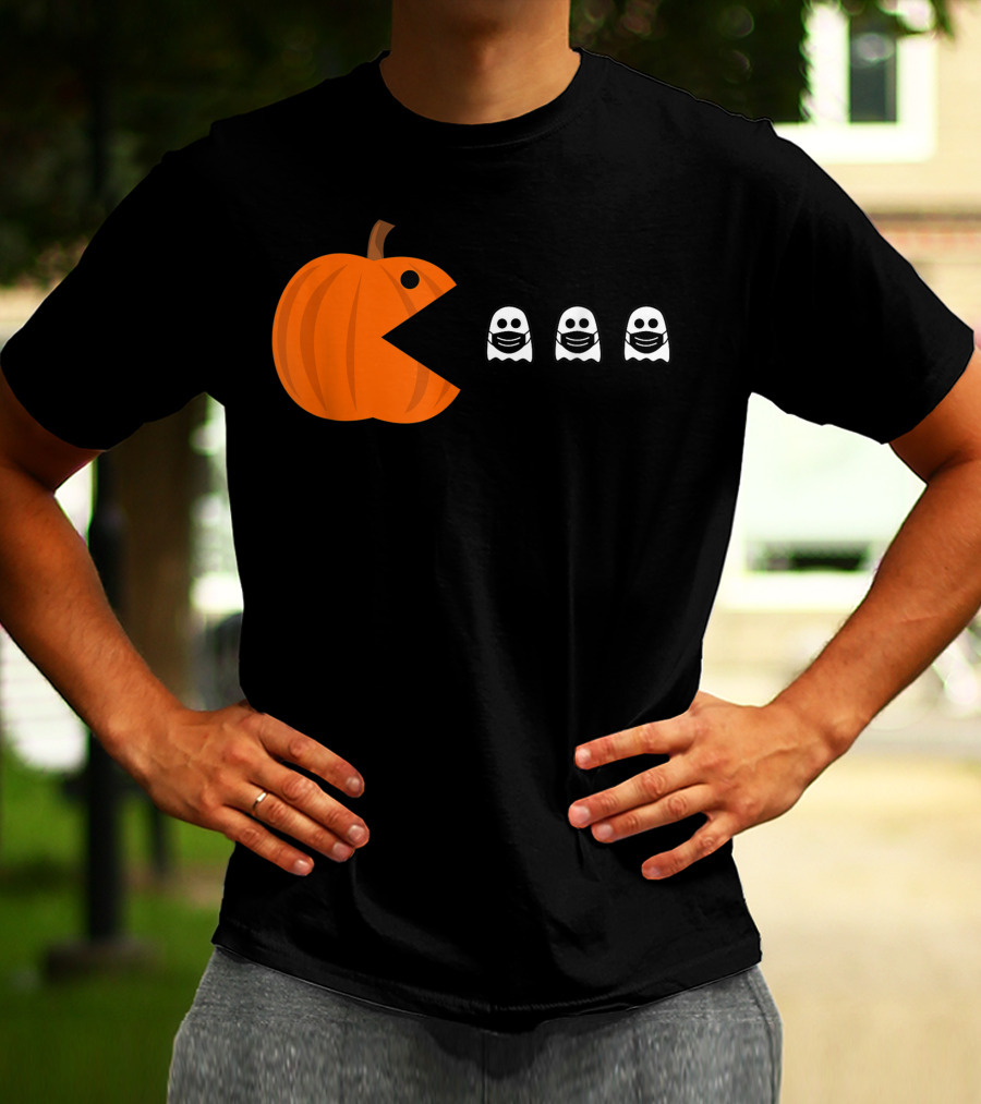 Pac-Man Pumpkin Eating Ghosts Funny Halloween Men's T-Shirt