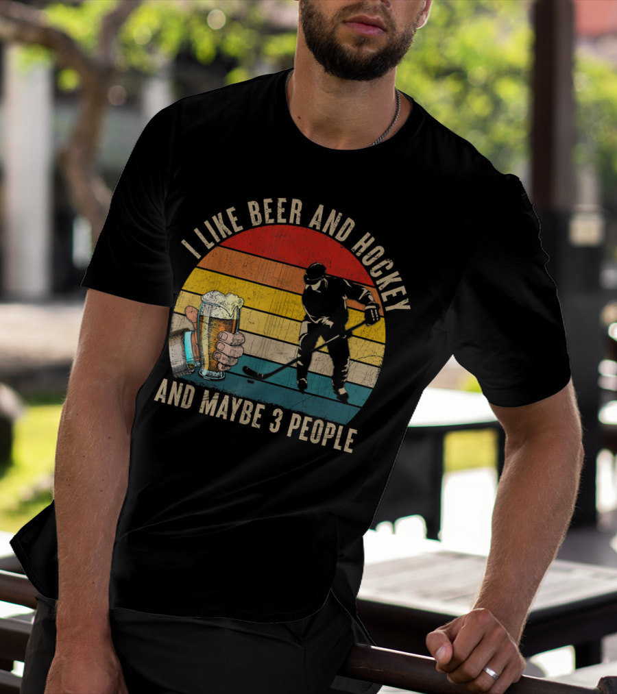 I Like Beer And Hockey And Maybe 3 People Vintage Retro T-Shirt