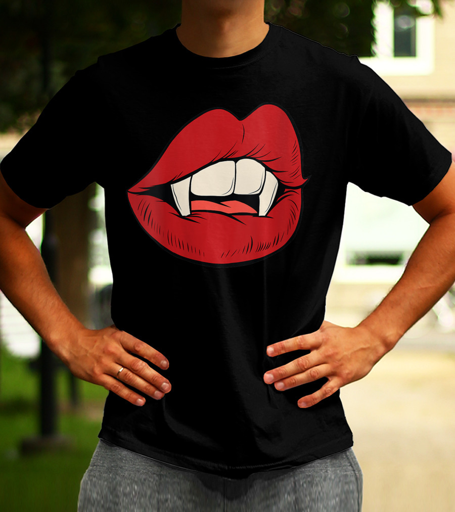 Women Vampire Kiss Halloween Rock Punk Goth Lips Fangs T-Shirt