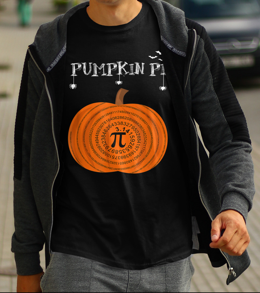 Pumpkin Pi Halloween Math Teachers Pumpkin With Pi Symbol And Bats T-Shirt