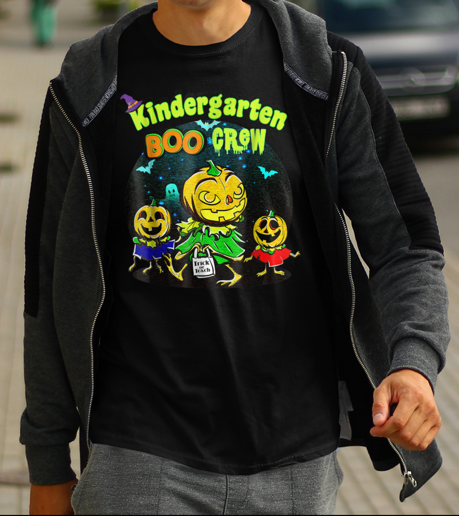 Kindergarten Boo Crew Halloween Trick Or Teach Pumpkin Gang T-Shirt