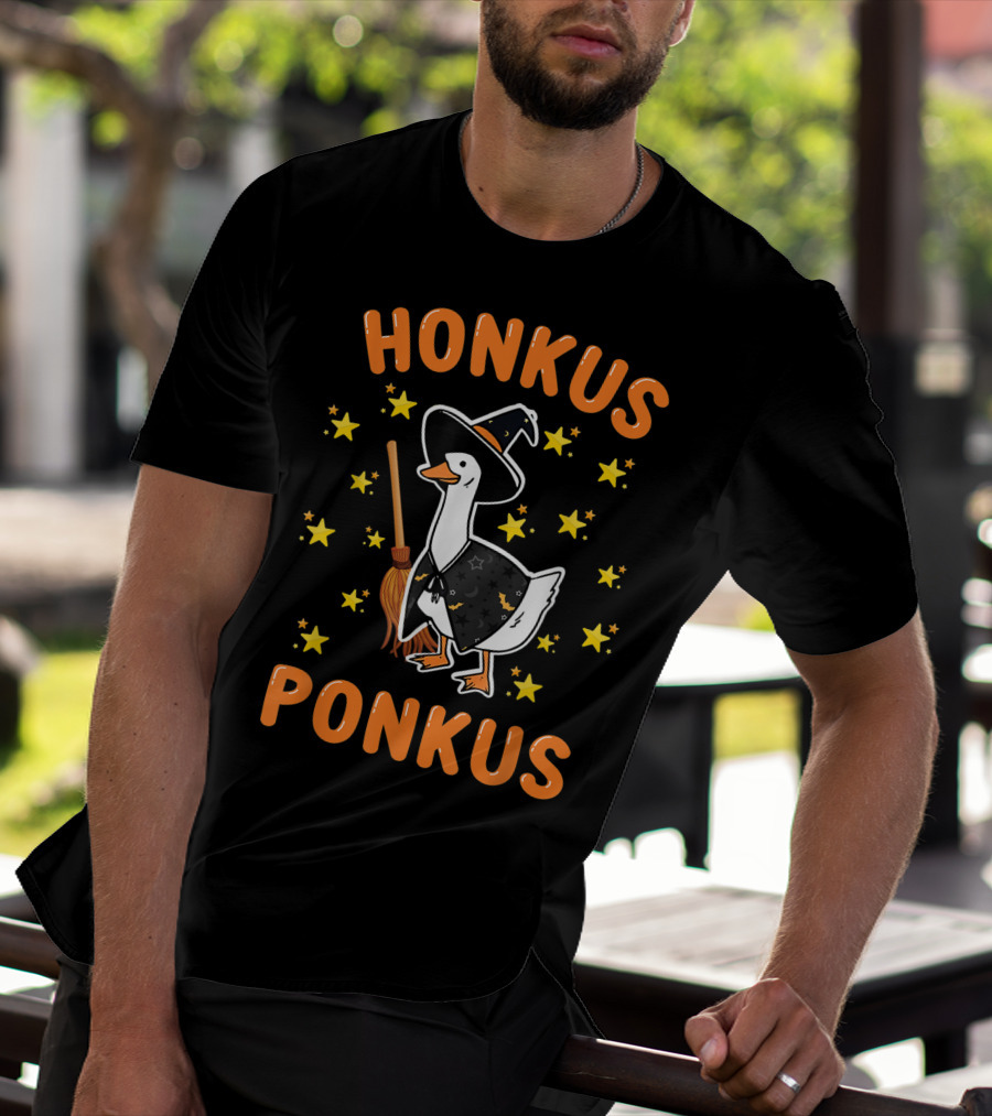 Honkus Ponkus Witch Goose Halloween Magic Stars Broom T-Shirt