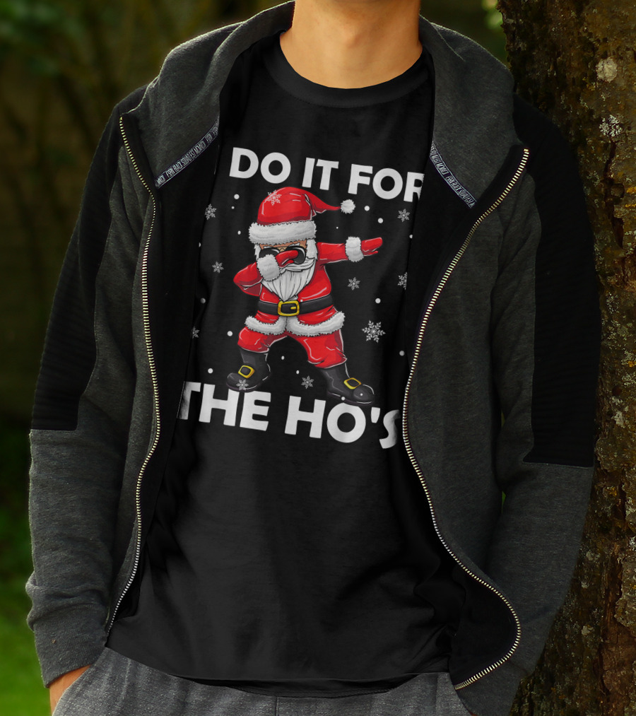 I Do It For The Hos Dabbing Santa Claus Snowflakes T-Shirt