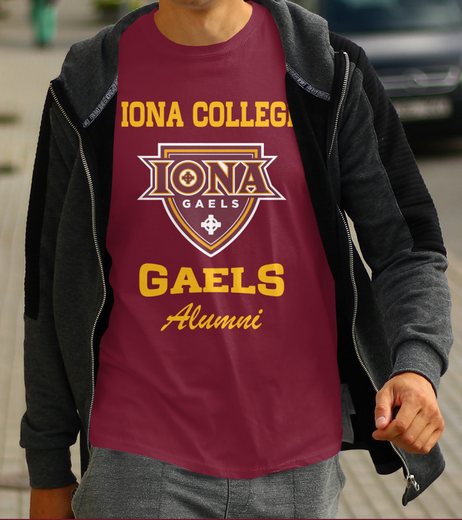 Iona College Gaels Alumni T-Shirt
