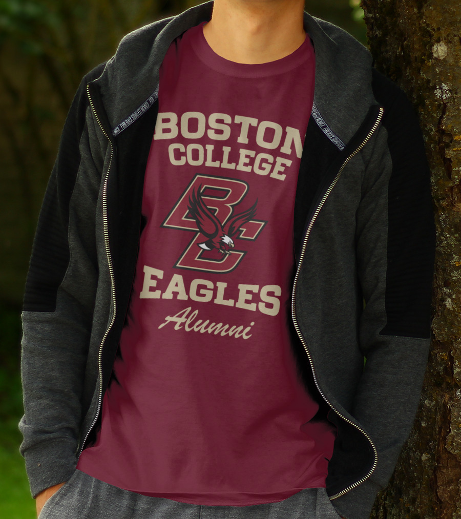 BOSTON COLLEGE EAGLES ALUMNI T-Shirt