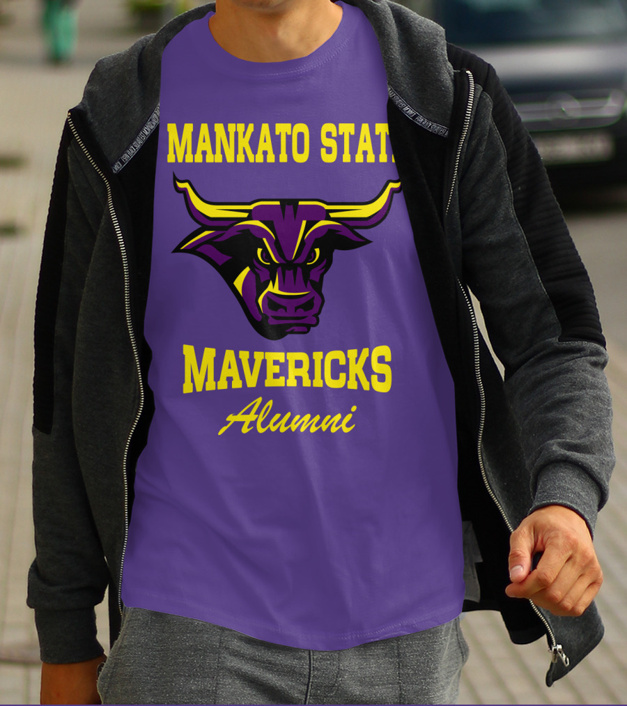Mankato State Mavericks Alumni T-Shirt