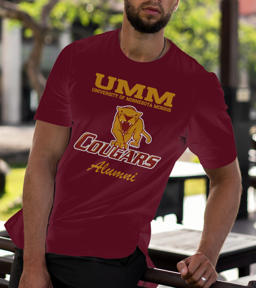 UMM University Of Minnesota Morris Cougars Alumni T-Shirt
