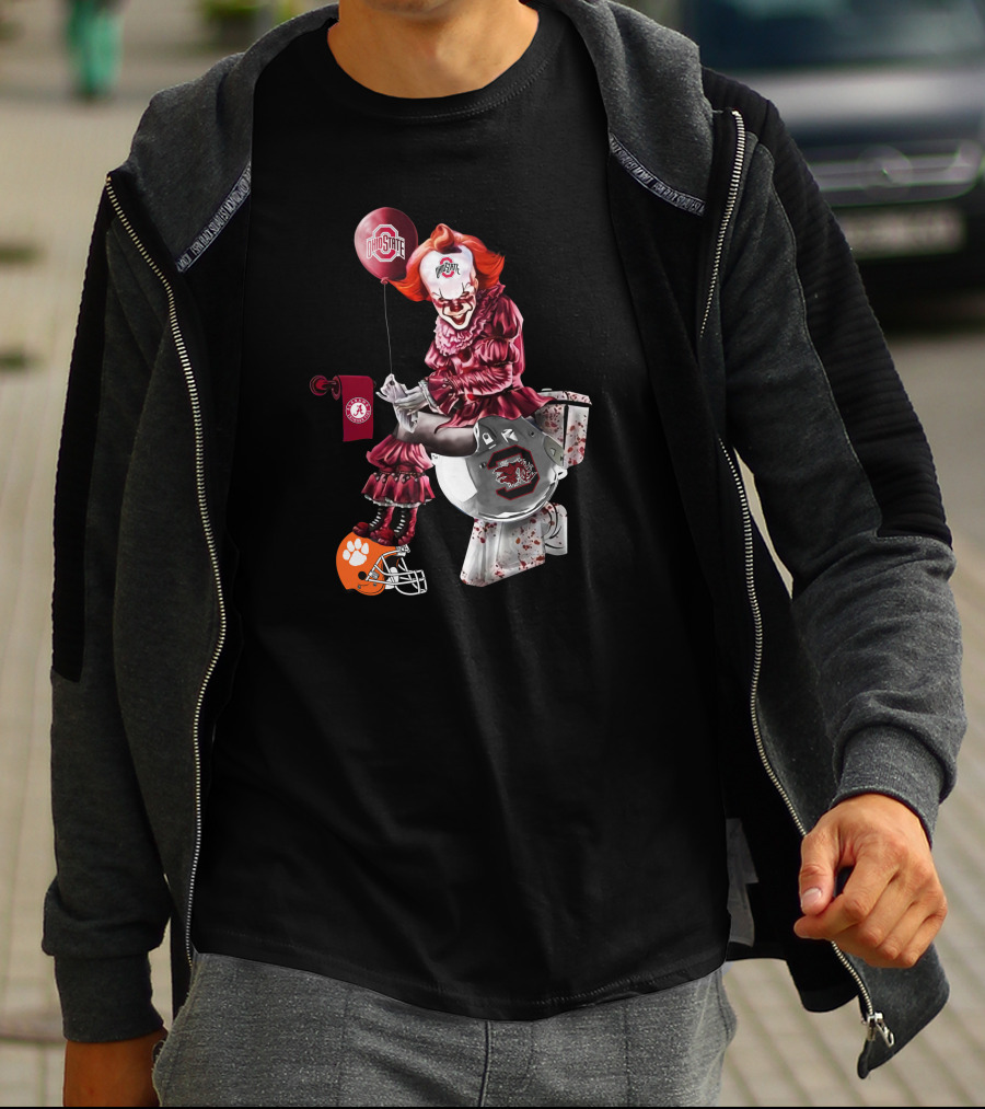 Ohio State Pennywise Holding Alabama And Clemson Helmets T-Shirt