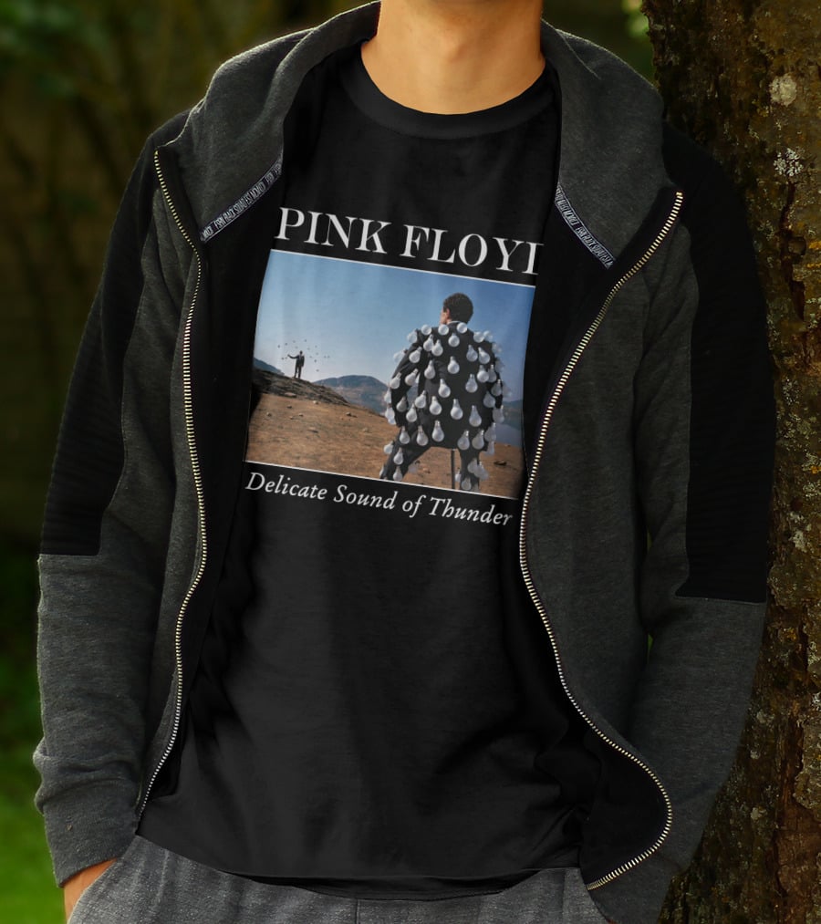 Pink Floyd Delicate Sound Of Thunder Lightbulb Suit Album Cover T-Shirt