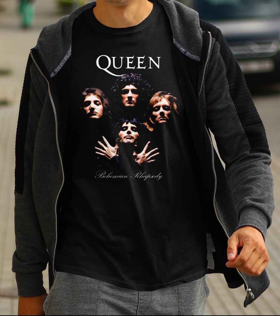 Qu 03 - Iconic Bohemian Rhapsody Band Portrait With Famous Faces And Hands T-Shirt