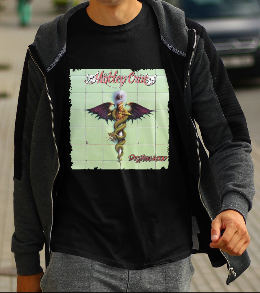 Mötley Crüe Dr. Feelgood Winged Caduceus Snake T-Shirt