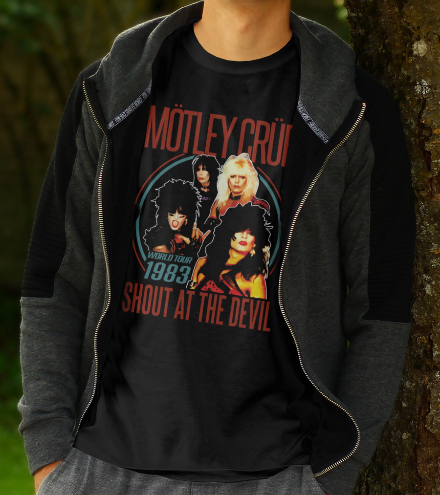 Mötley Crüe Shout At The Devil World Tour 1983 T-Shirt