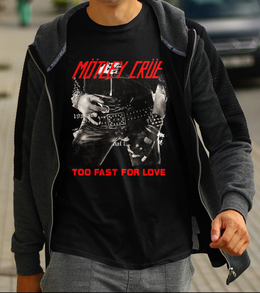 Mötley Crüe Too Fast For Love 1981 Album Cover T-Shirt