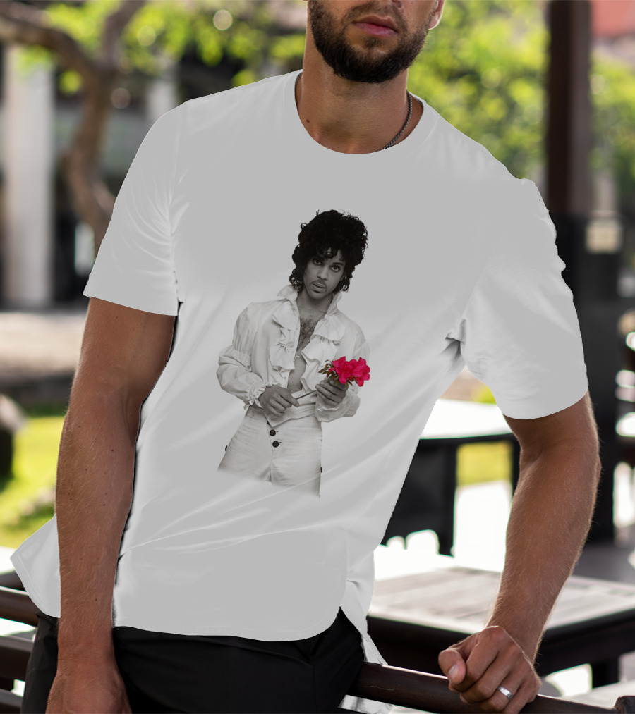 Pr 19 Vintage Style White Frilled Shirt Holding Pink Roses T-Shirt