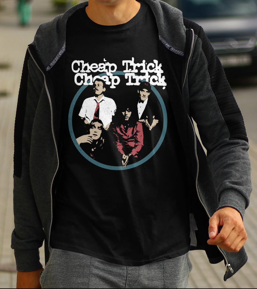 Cheap Trick Band Portrait Circle T-Shirt