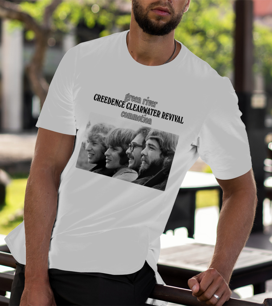 Creedence Clearwater Revival Green River Commotion Band Photo T-Shirt