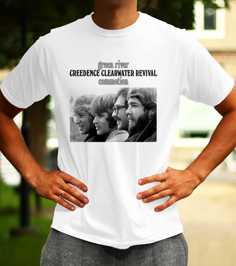 Creedence Clearwater Revival Green River Commotion Band Photo T-Shirt