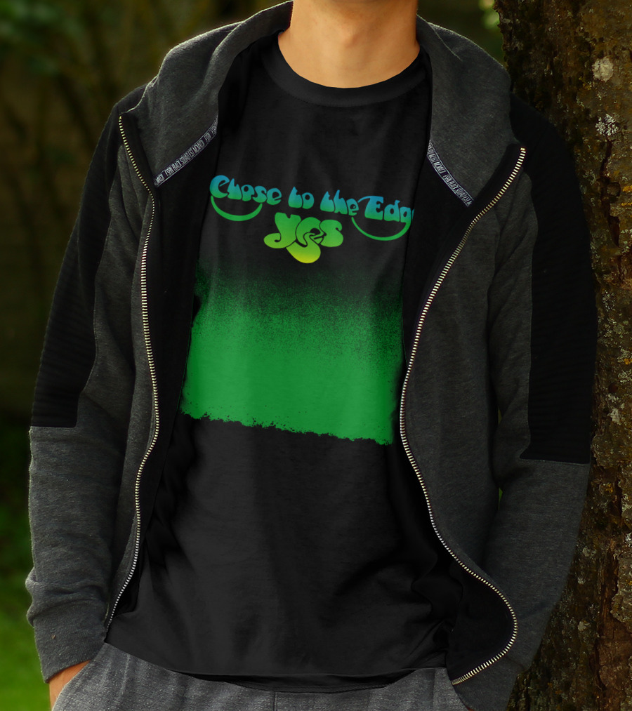 Close To The Edge Yes Logo Green Gradient T-Shirt
