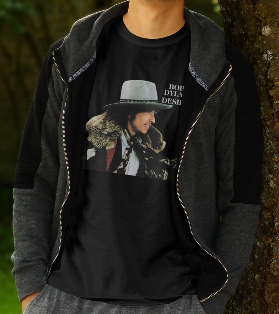 Bob Dylan Desire Fur Coat Hat 1976 Album Cover T-Shirt