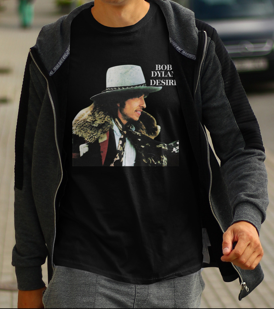 Bob Dylan Desire Fur Coat Hat 1976 Album Cover T-Shirt
