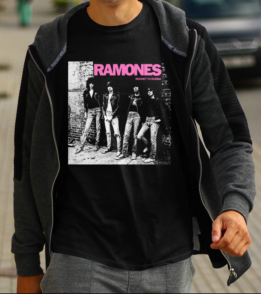 Ramones Rocket To Russia Band Photo Album Cover T-Shirt