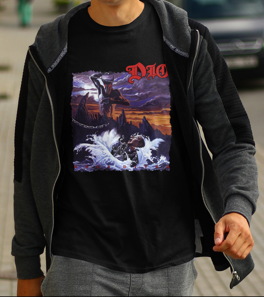 Dio Holy Diver Vintage Album Artwork Ocean Demon And Chains T-Shirt