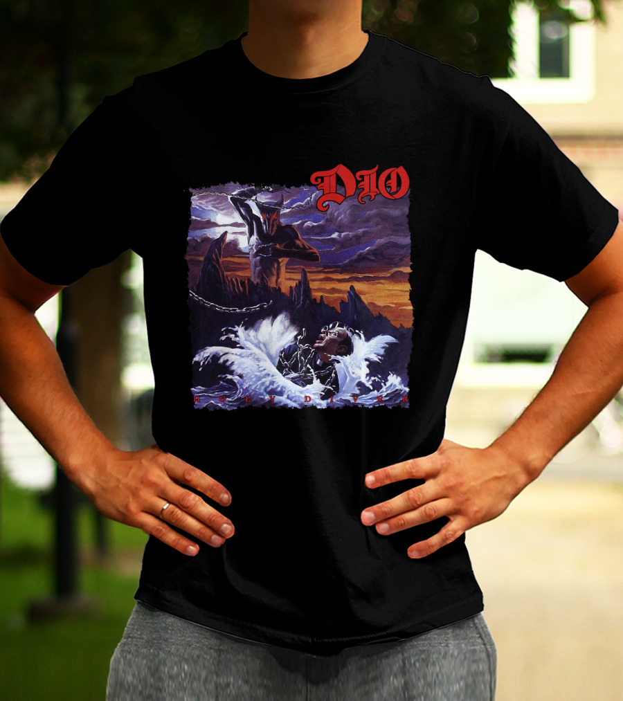 Dio Holy Diver Vintage Album Artwork Ocean Demon And Chains T-Shirt