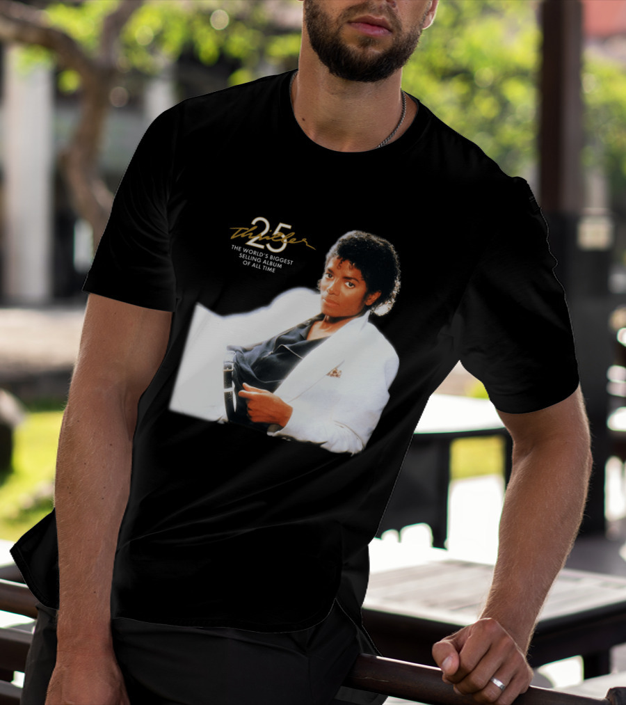 25 Thriller The World's Biggest Selling Album Of All Time T-Shirt