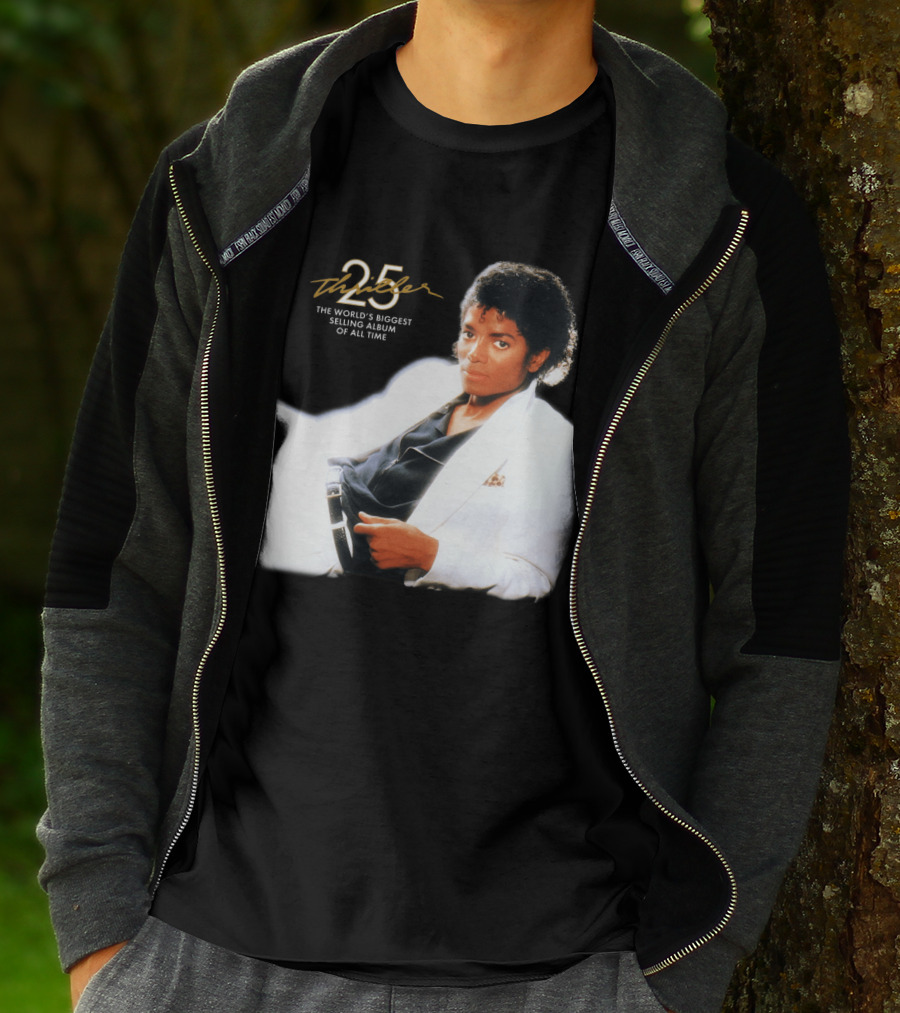 25 Thriller The World's Biggest Selling Album Of All Time T-Shirt