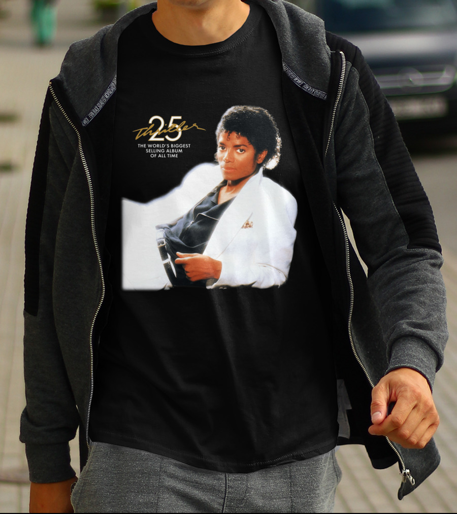 25 Thriller The World's Biggest Selling Album Of All Time T-Shirt