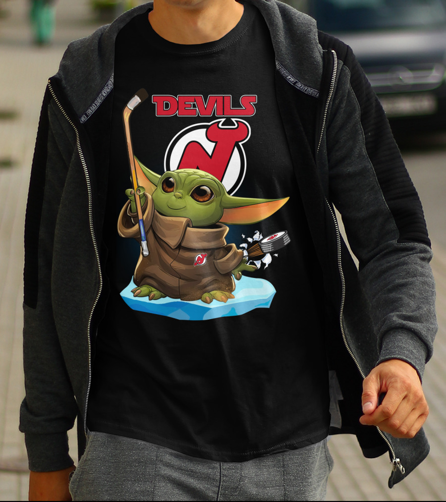 New Jersey Devils Baby Yoda NHL Hockey Stick Puck T-Shirt
