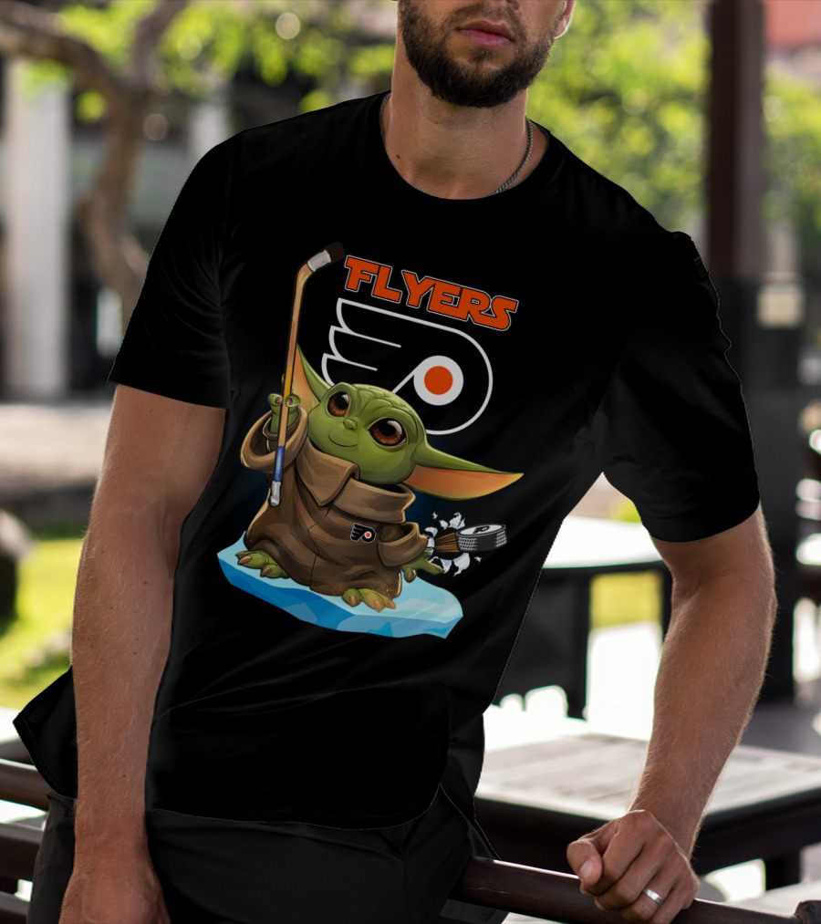 Philadelphia Flyers Baby Yoda With Hockey Stick And Puck T-Shirt