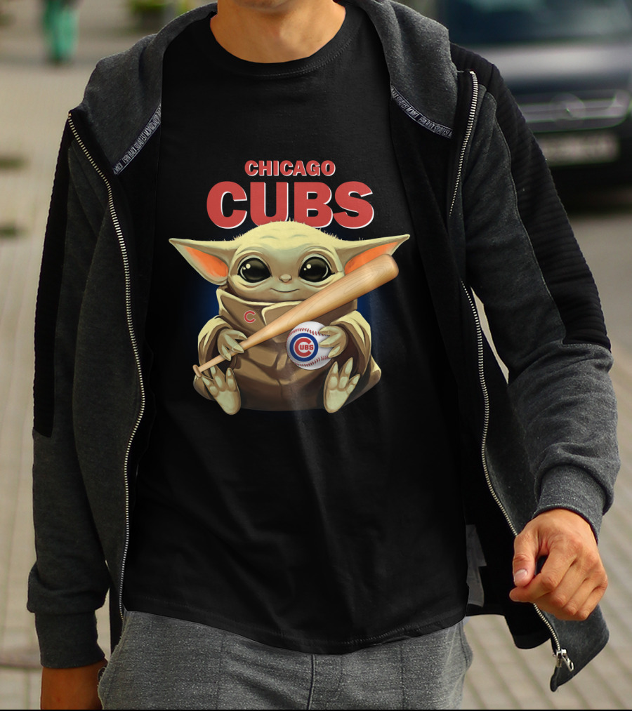 Chicago Cubs Baby Yoda With Baseball Bat T-Shirt
