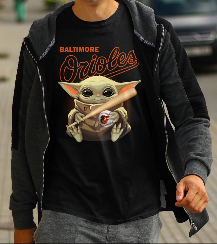 Baltimore Orioles Baby Yoda Holding Baseball And Bat T-Shirt