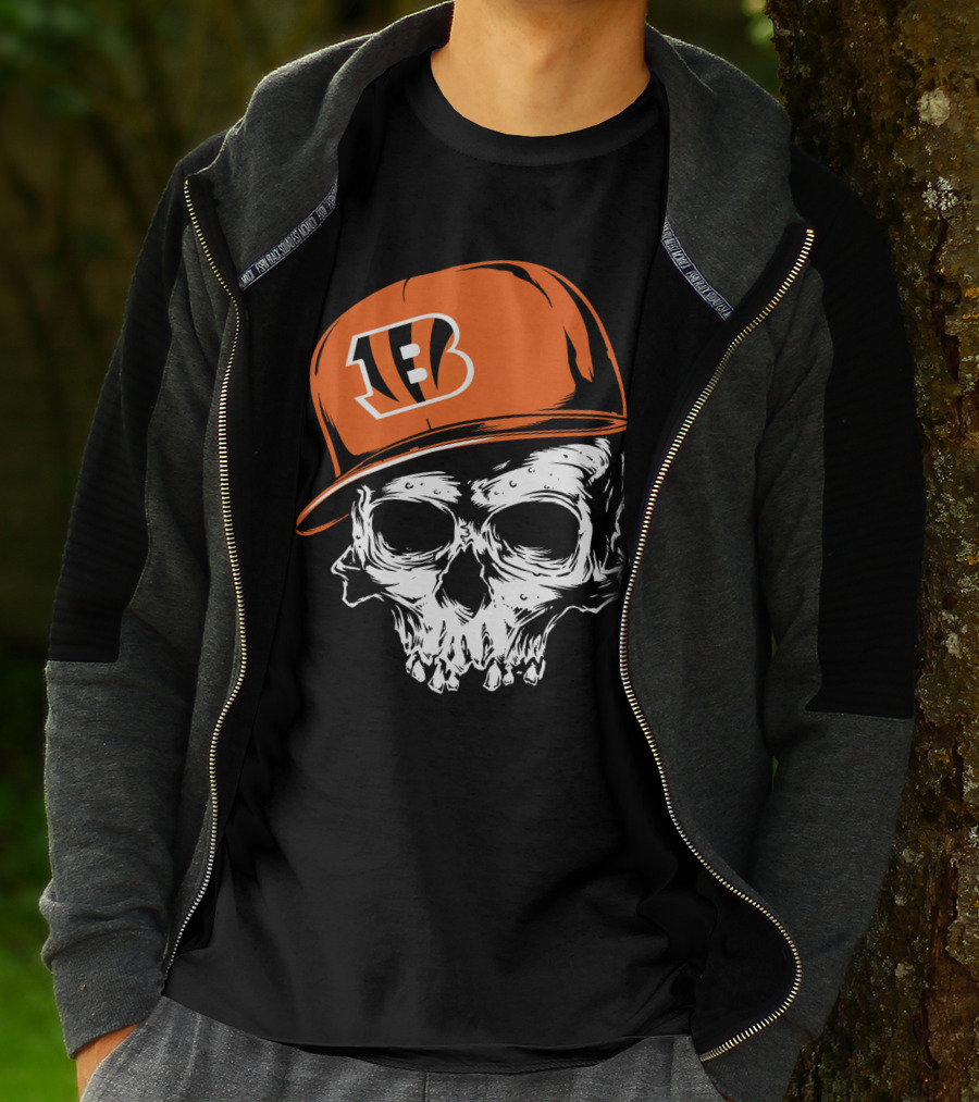 Cincinnati Bengals Skull Hat T-Shirt
