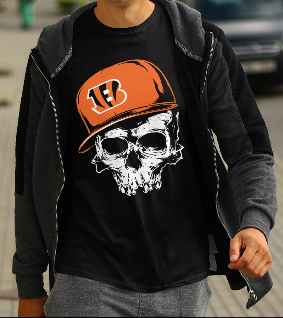 Cincinnati Bengals Skull Hat T-Shirt
