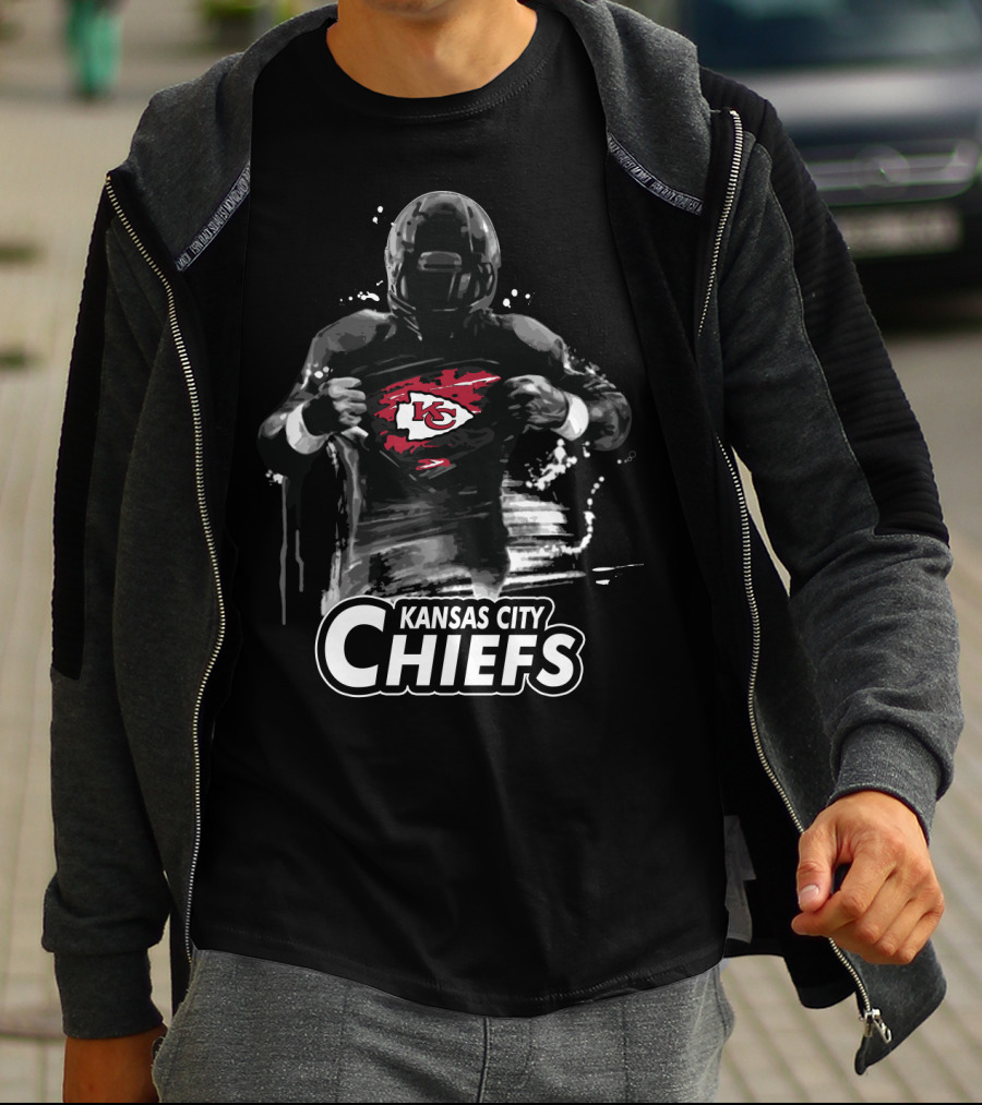 Kansas City Chiefs Football Player Kc Logo Print T-Shirt