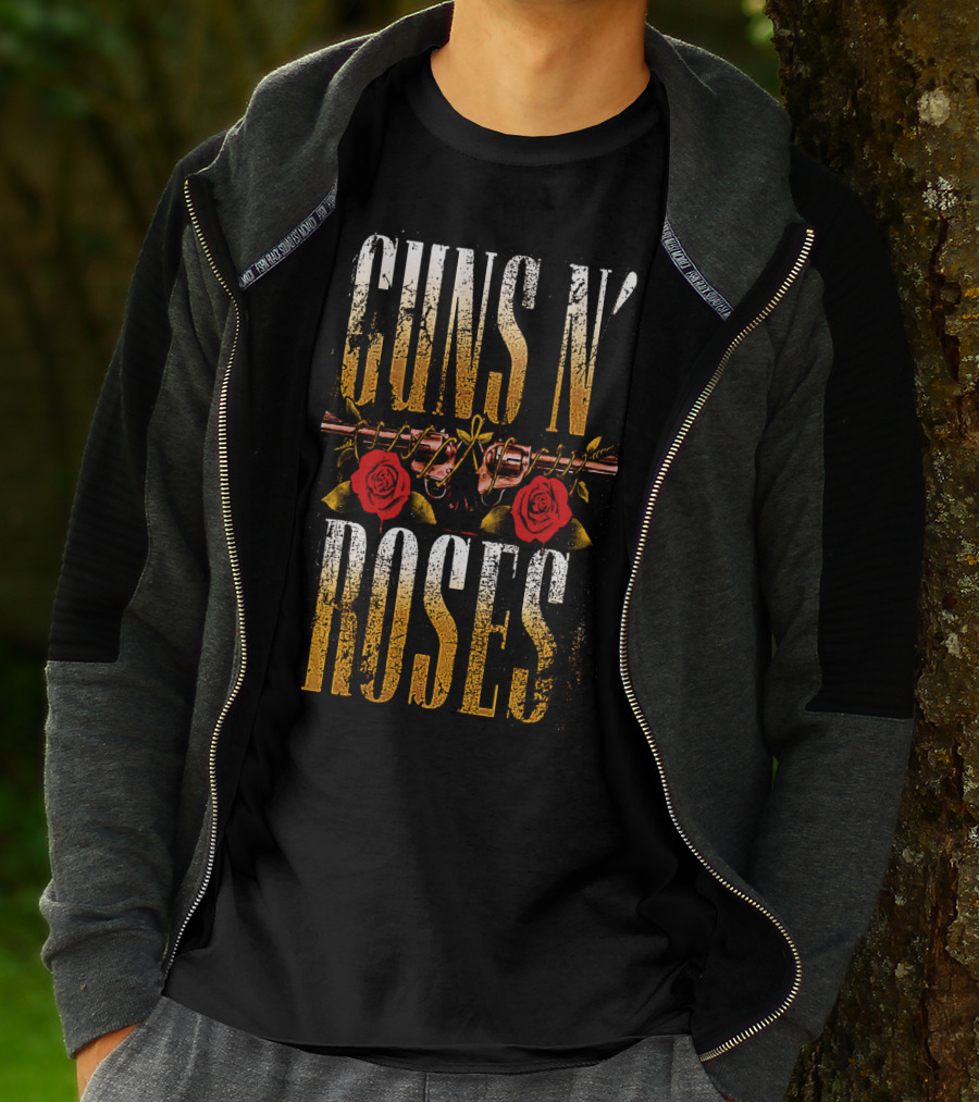 Guns N' Roses Dual Pistols With Red Roses T-Shirt