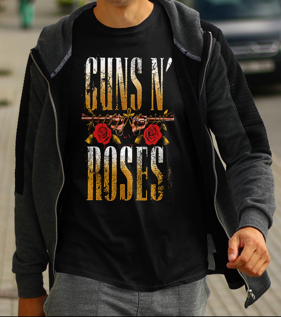 Guns N' Roses Dual Pistols With Red Roses T-Shirt