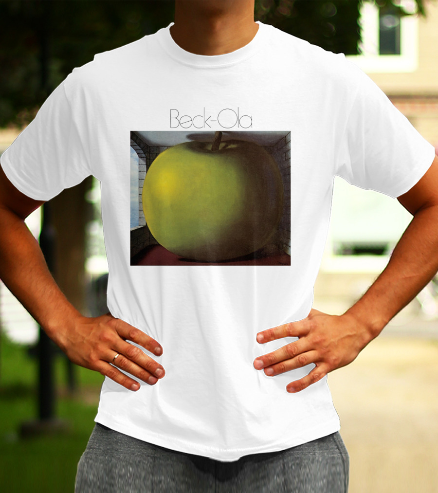 TJB 01 Beck Ola Album Cover Large Green Apple T-Shirt