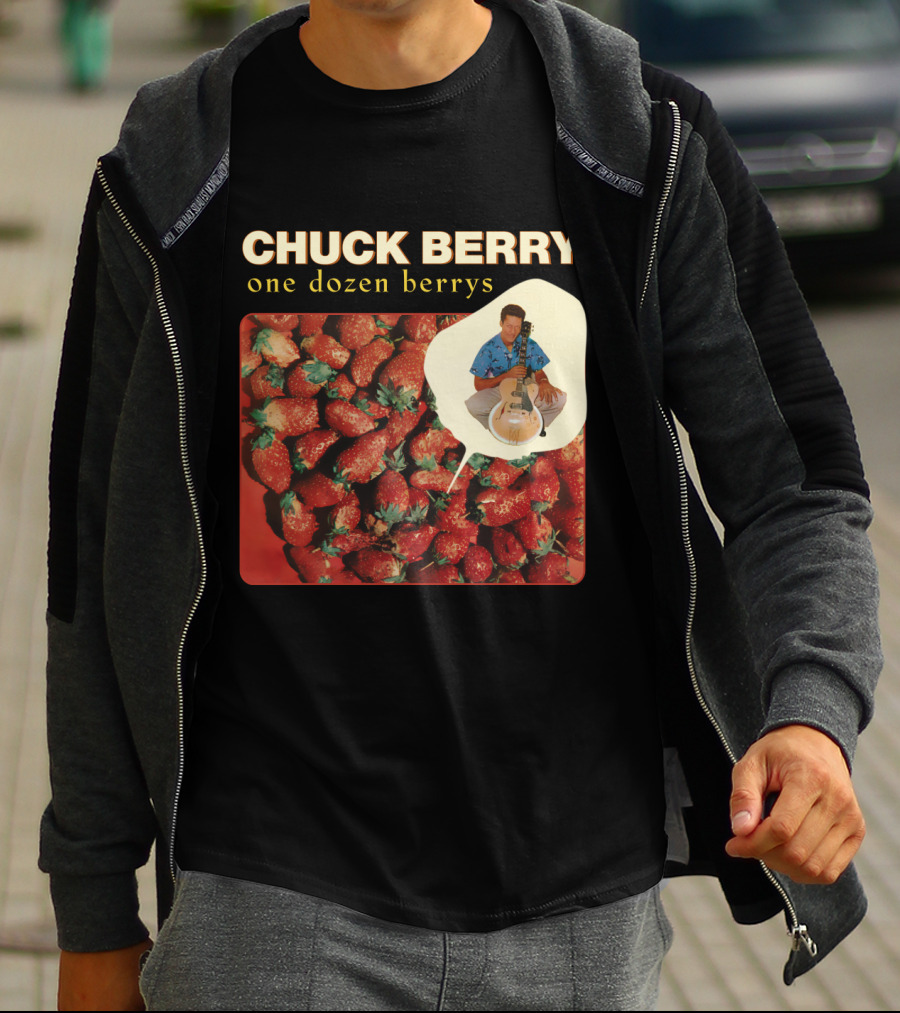 CHUCK BERRY One Dozen Berrys CBR 09 Strawberry Collection T-Shirt