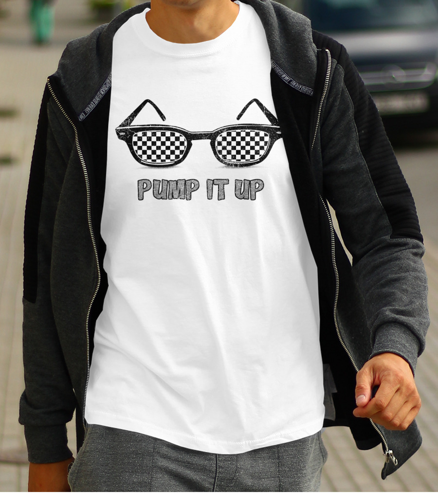 EVCTL 01 Checkered Sunglasses Pump It Up T-Shirt