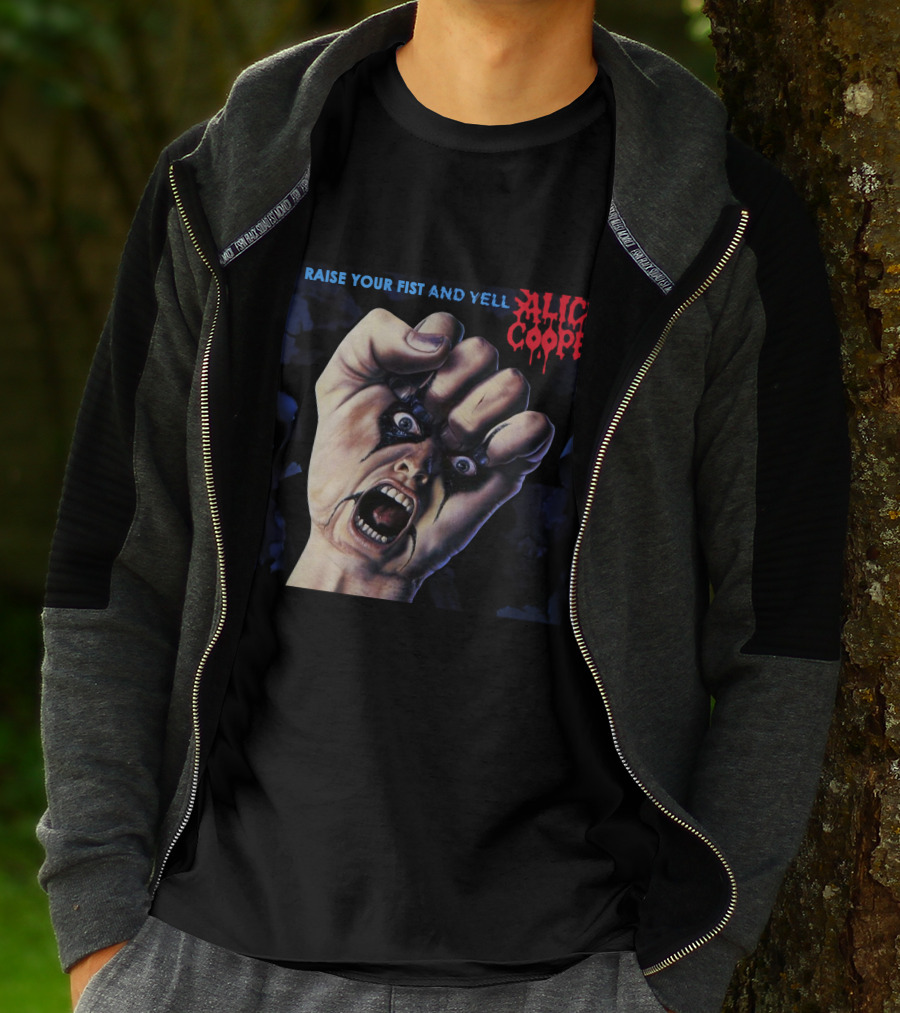 Raise Your Fist And Yell Alice Cooper T-Shirt