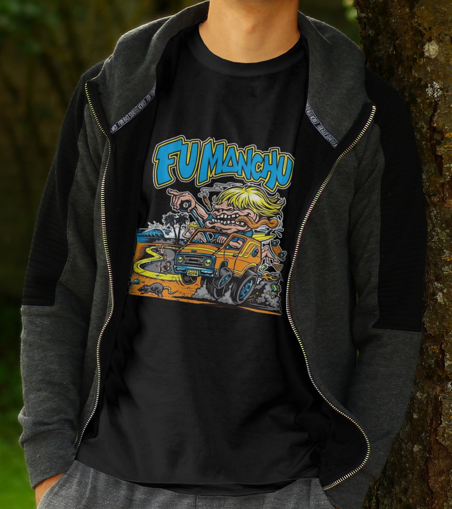 Fu Manchu Surf Adventure Vintage Car Beach Scene T-Shirt