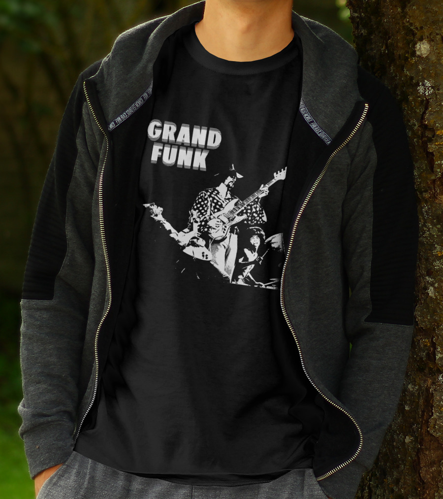 Grand Funk Railroad Live Concert Performance Retro Style T-Shirt