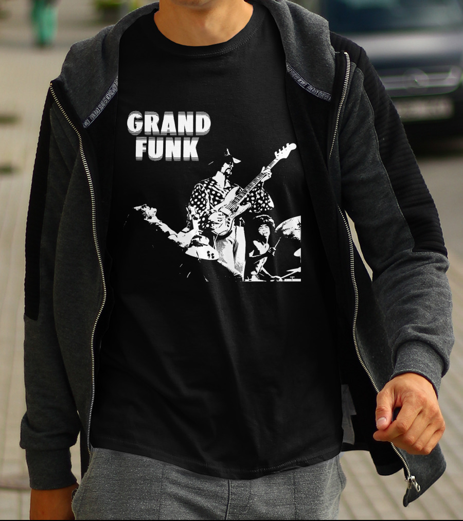 Grand Funk Railroad Live Concert Performance Retro Style T-Shirt