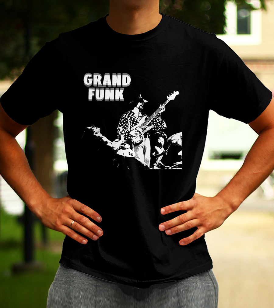 Grand Funk Railroad Live Concert Performance Retro Style T-Shirt